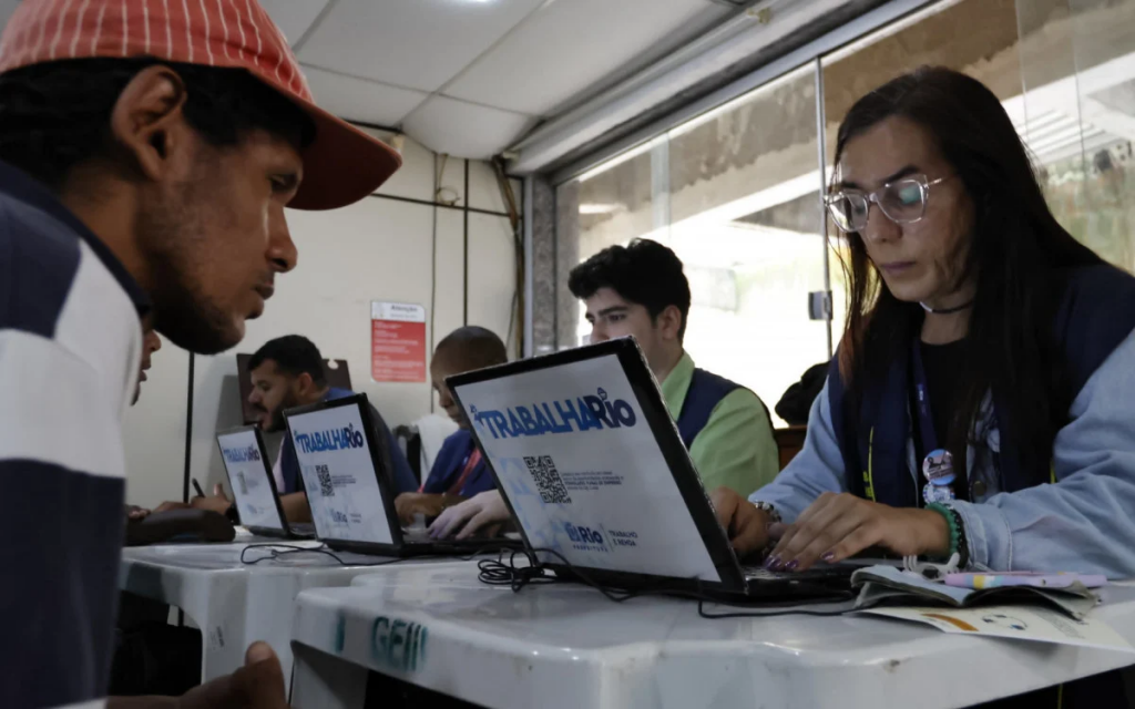 Secretaria De Trabalho E Renda Divulga Mais De Vagas De Emprego